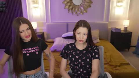 Snapshot of bright_diamonds_054 chatting on September 2025 06:46:01 PM Diamonds Girls online show from September 2025 06:46:01 PM