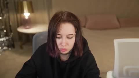 Snapshot of bright_diamonds_054 chatting on October 2025 06:00:02 AM Diamonds Girls online show from October 2025 06:00:02 AM