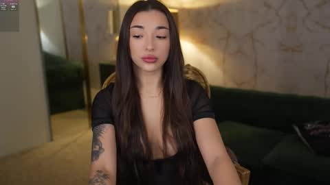 Snapshot of bright_diamonds_054 chatting on November 2025 08:48:02 AM Diamonds Girls online show from November 2025 08:48:02 AM