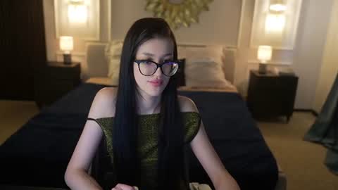 Diamonds Girls online show from July 2026 11:17:02 AM