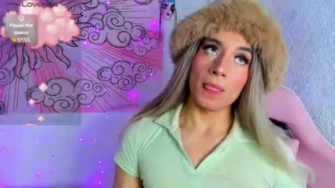 Snapshot of brihanna_cooper chatting on June 2026 04:43:01 PM bri online show from June 2026 04:43:01 PM