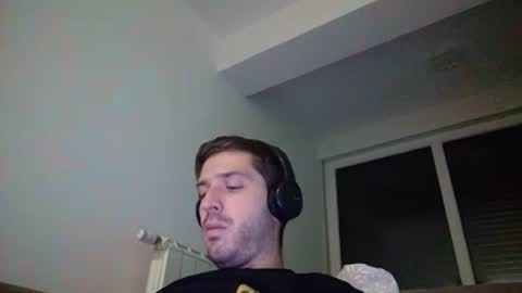 brii0000 online show from December 2024 07:23:01 PM