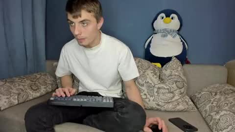 Snapshot of bristlebback chatting on May 2026 04:03:01 PM bristlebback online show from May 2026 04:03:01 PM