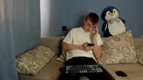 Snapshot of bristlebback chatting on June 2026 12:53:01 PM bristlebback online show from June 2026 12:53:01 PM