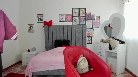 Snapshot of britannie_ chatting on June 2026 01:24:02 PM britannie_ online show from June 2026 01:24:02 PM
