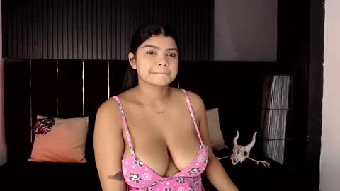 Snapshot of britanny_88 chatting on October 2025 01:10:01 PM Britanny online show from October 2025 01:10:01 PM