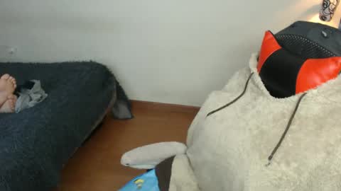 Snapshot of britannysexxy chatting on September 2025 01:18:02 AM scarleth follow mee 3 kis online show from September 2025 01:18:02 AM