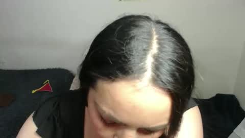 Snapshot of britannysexxy chatting on October 2025 02:42:01 AM scarleth follow mee 3 kis online show from October 2025 02:42:01 AM