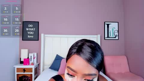 Britany online show from November 2025 07:59:02 PM