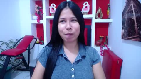 britanyx1 online show from October 2025 12:05:01 PM