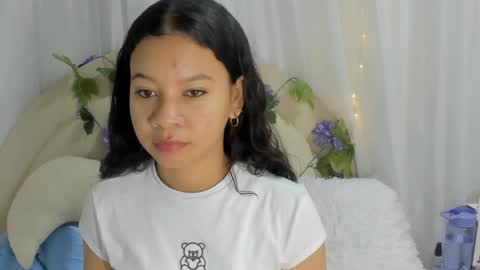 Snapshot of brithany_rousee chatting on January 2025 12:04:02 PM Brithany Rousee online show from January 2025 12:04:02 PM