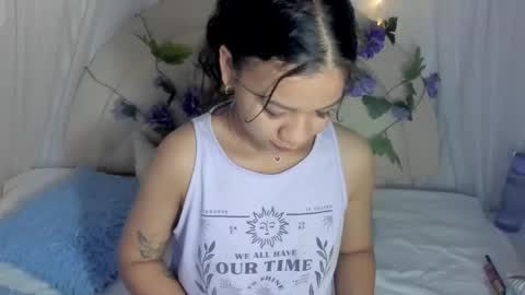 Snapshot of brithany_rousee chatting on January 2025 07:18:01 PM Brithany Rousee online show from January 2025 07:18:01 PM