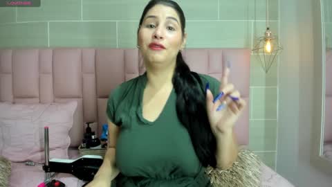 Snapshot of brithanyadams chatting on January 2025 02:39:02 AM brithanyadams online show from January 2025 02:39:02 AM