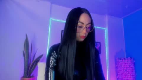 Brithany online show from September 2025 02:32:01 PM