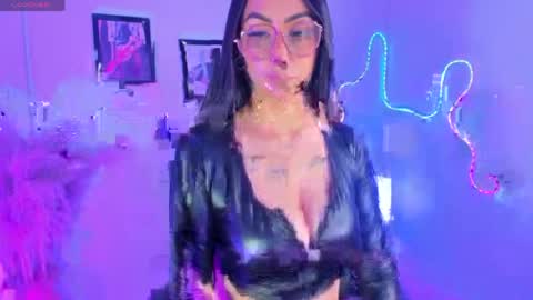 Brithany online show from May 2026 04:04:02 PM