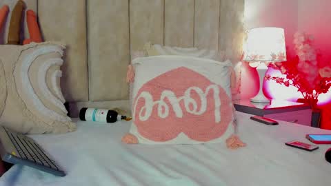 brithanyparker_ online show from April 2026 07:00:01 AM