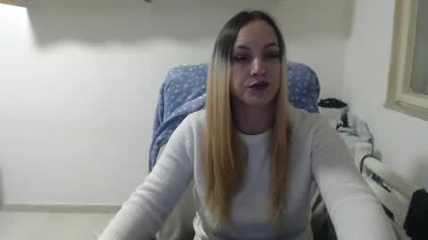 Brithney online show from November 2025 09:25:01 PM