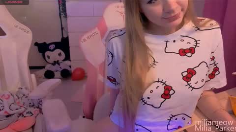 Snapshot of britney_lynch chatting on October 2025 03:07:02 AM Britney online show from October 2025 03:07:02 AM