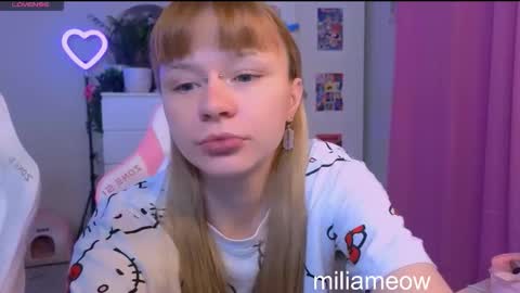 Snapshot of britney_lynch chatting on October 2025 10:54:02 PM Britney online show from October 2025 10:54:02 PM