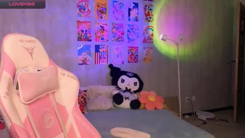 Snapshot of britney_lynch chatting on February 2026 08:05:01 PM Britney online show from February 2026 08:05:01 PM