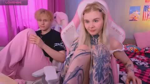 Snapshot of britney_lynch chatting on February 2026 07:42:02 AM Britney online show from February 2026 07:42:02 AM