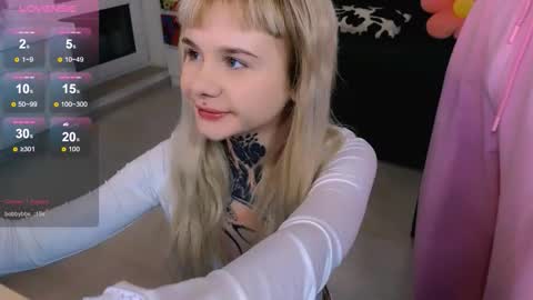 Snapshot of britney_lynch chatting on March 2026 07:09:01 PM Britney online show from March 2026 07:09:01 PM