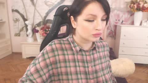 britneybarker online show from April 2026 02:42:02 AM