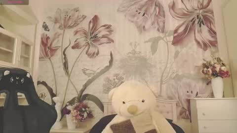 britneybarker online show from May 2026 12:05:01 AM