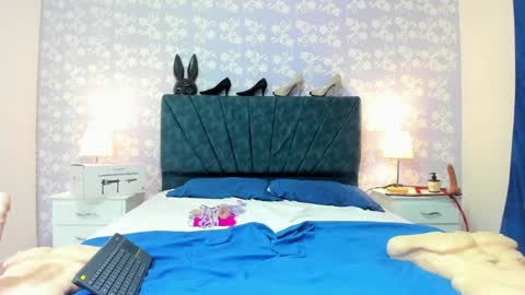Snapshot of britneysweet_ chatting on December 2024 10:51:01 PM BritneySweet online show from December 2024 10:51:01 PM