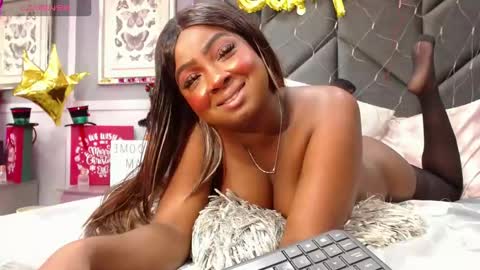 Snapshot of brittanyjhonnns chatting on December 2024 08:33:02 AM brittany 25 years old happy as a worm online show from December 2024 08:33:02 AM
