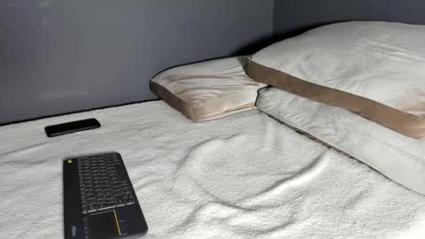 Snapshot of brockhurn_ chatting on December 2025 12:39:02 AM brockhurn_ online show from December 2025 12:39:02 AM