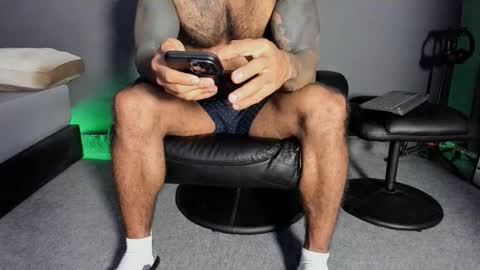 Snapshot of brockhurn_ chatting on March 2026 01:01:02 AM brockhurn_ online show from March 2026 01:01:02 AM