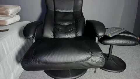 brockhurn_ online show from April 2026 02:27:02 AM