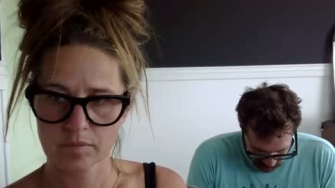 Snapshot of brokecash chatting on May 2026 11:00:01 PM brokecasn online show from May 2026 11:00:01 PM