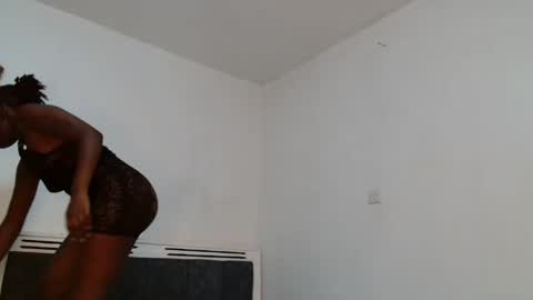 broken_haloo online show from February 2026 07:29:01 AM