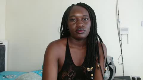 broken_haloo online show from May 2026 07:24:02 AM