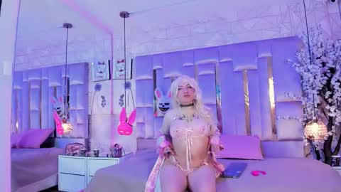     online show from February 2026 01:51:01 PM