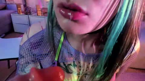     online show from April 2026 02:58:02 PM