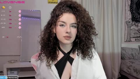 Brook  Help me collect 100 reactions  online show from December 2024 06:50:01 PM