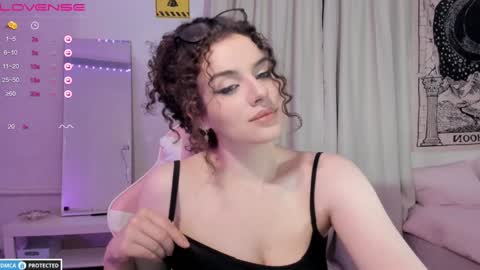 Brook  Help me collect 100 reactions  online show from December 2024 07:46:02 PM