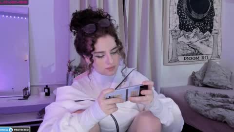 Brook  Help me collect 100 reactions  online show from February 2025 11:22:02 PM