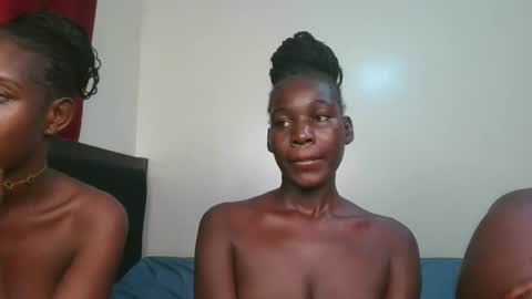 Snapshot of brown_sugar4 chatting on May 2026 05:27:01 AM brown_sugar4 online show from May 2026 05:27:01 AM