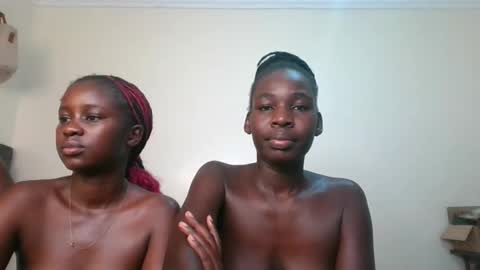 Snapshot of brown_sugar4 chatting on June 2026 09:40:01 PM brown_sugar4 online show from June 2026 09:40:01 PM