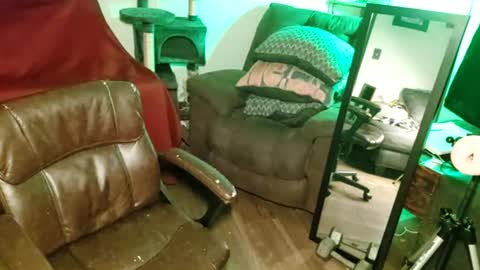 brownboyt online show from June 2026 02:45:01 AM