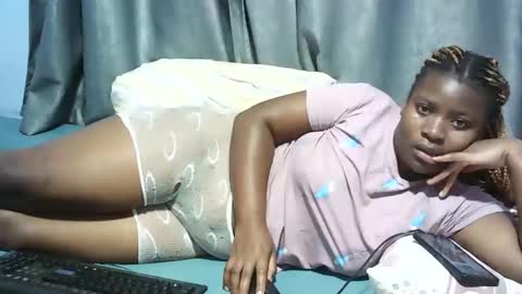 Snapshot of browncurvy95 chatting on January 2025 10:35:02 PM nicole online show from January 2025 10:35:02 PM