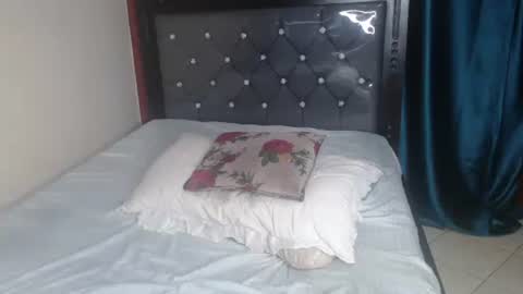 Brownie online show from November 2025 06:05:01 AM