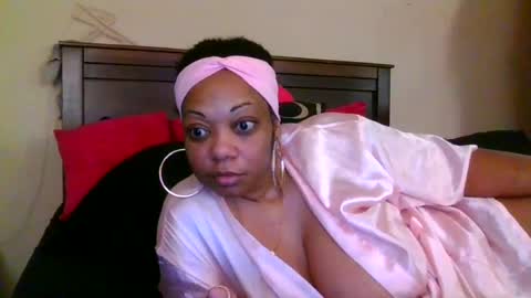 brownroundrenee online show from June 2026 11:19:01 AM