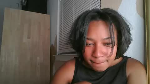 Snapshot of brownsugarcutie3 chatting on October 2025 10:54:02 PM Brownsuagrcutie online show from October 2025 10:54:02 PM