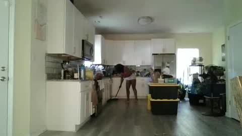 Brownsuagrcutie online show from May 2026 08:49:02 PM