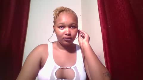 Snapshot of browny_candyz chatting on December 2024 03:07:01 AM Tracy online show from December 2024 03:07:01 AM
